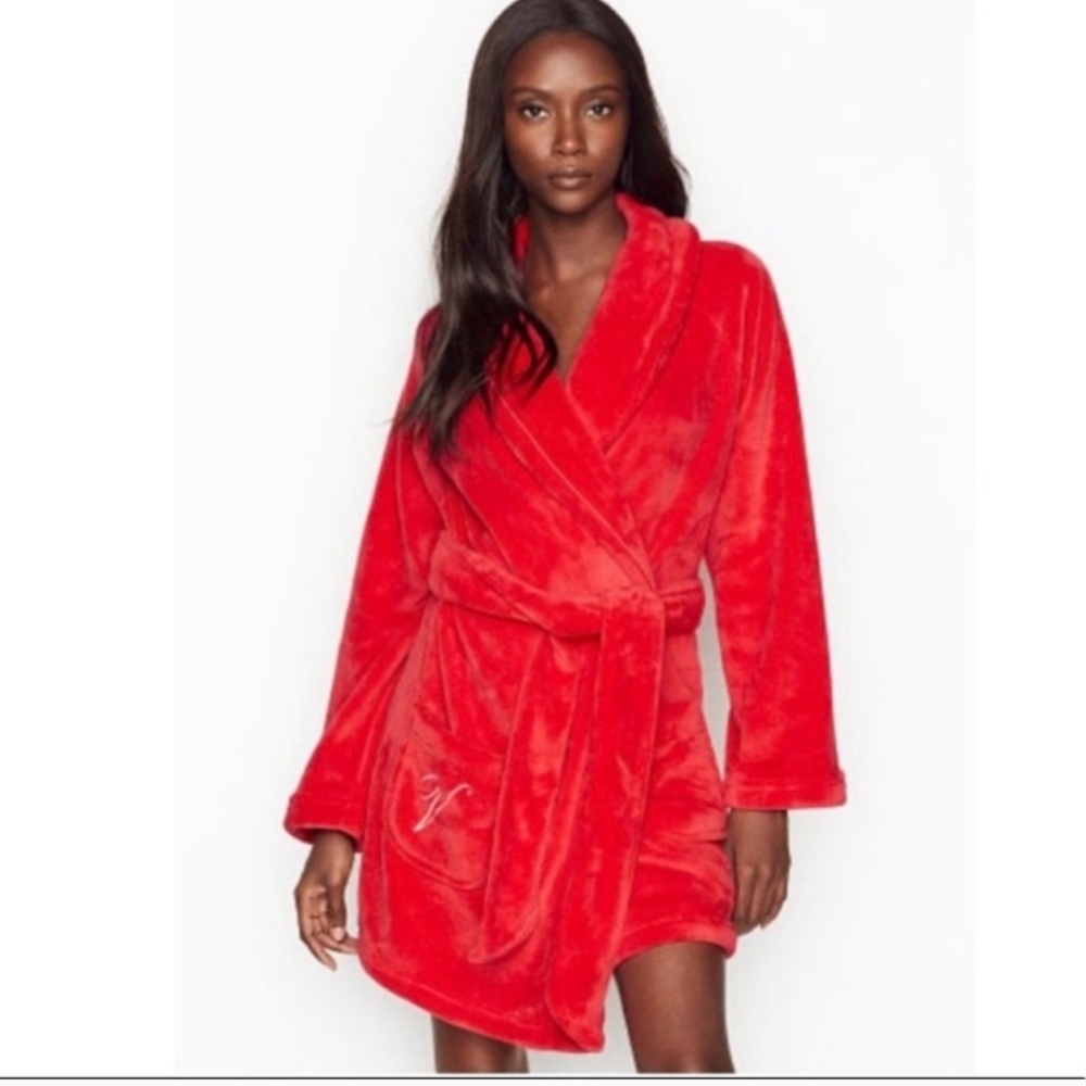 Victoria’s Secret Cozy Robe